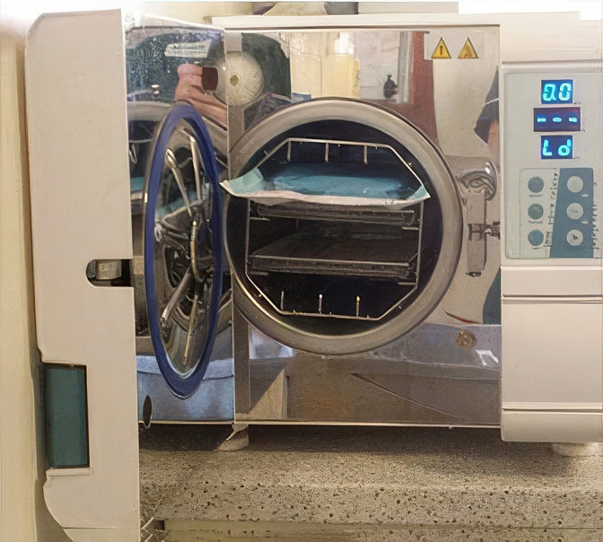 Facilities_6_Autoclave-